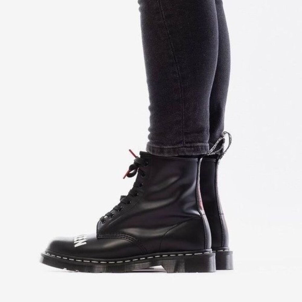 NIB SEX PISTOLS DR. MARTEN LIMITED EDITION 1460 UNISEX COMBAT BOOTS - Picture 11 of 15